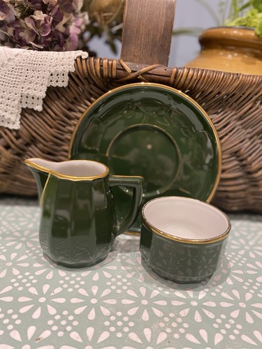 Dark green gold - &, apilco